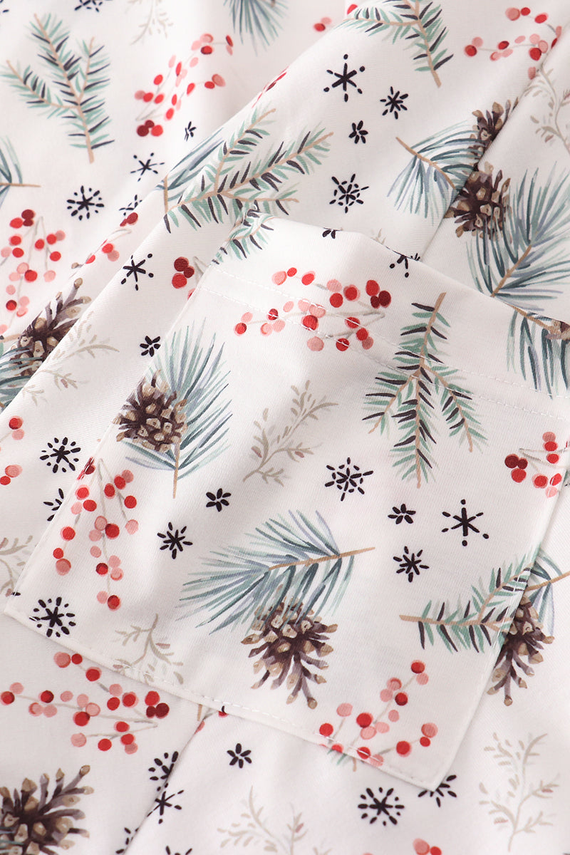 Mistletoe Magic Dress